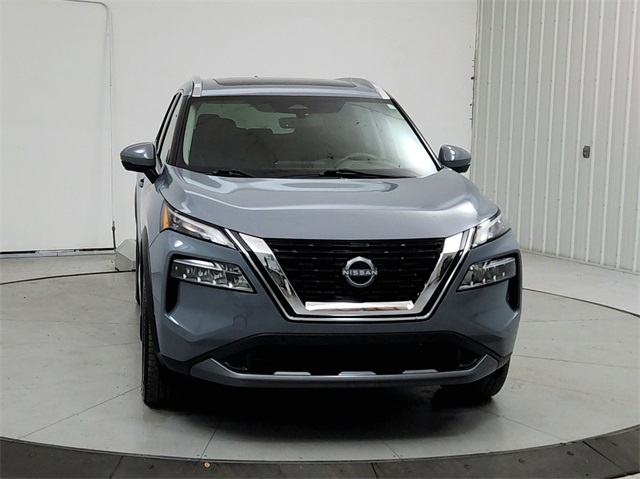 2023 Nissan Rogue SL photo 2