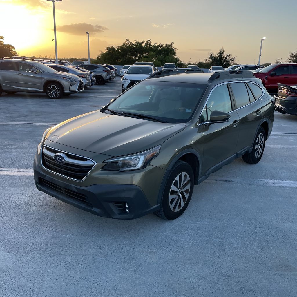 2020 Subaru Outback Premium's photo