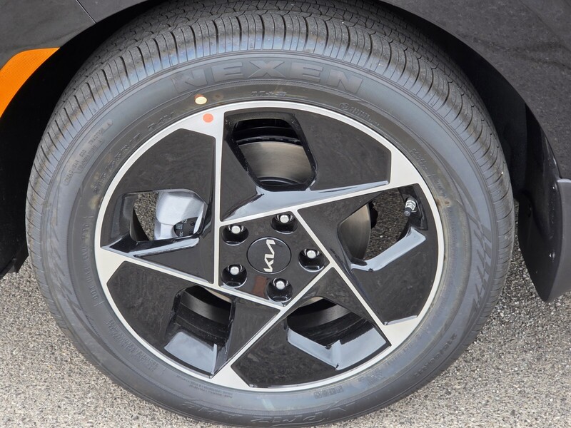 2025 Kia Soul EX photo 4