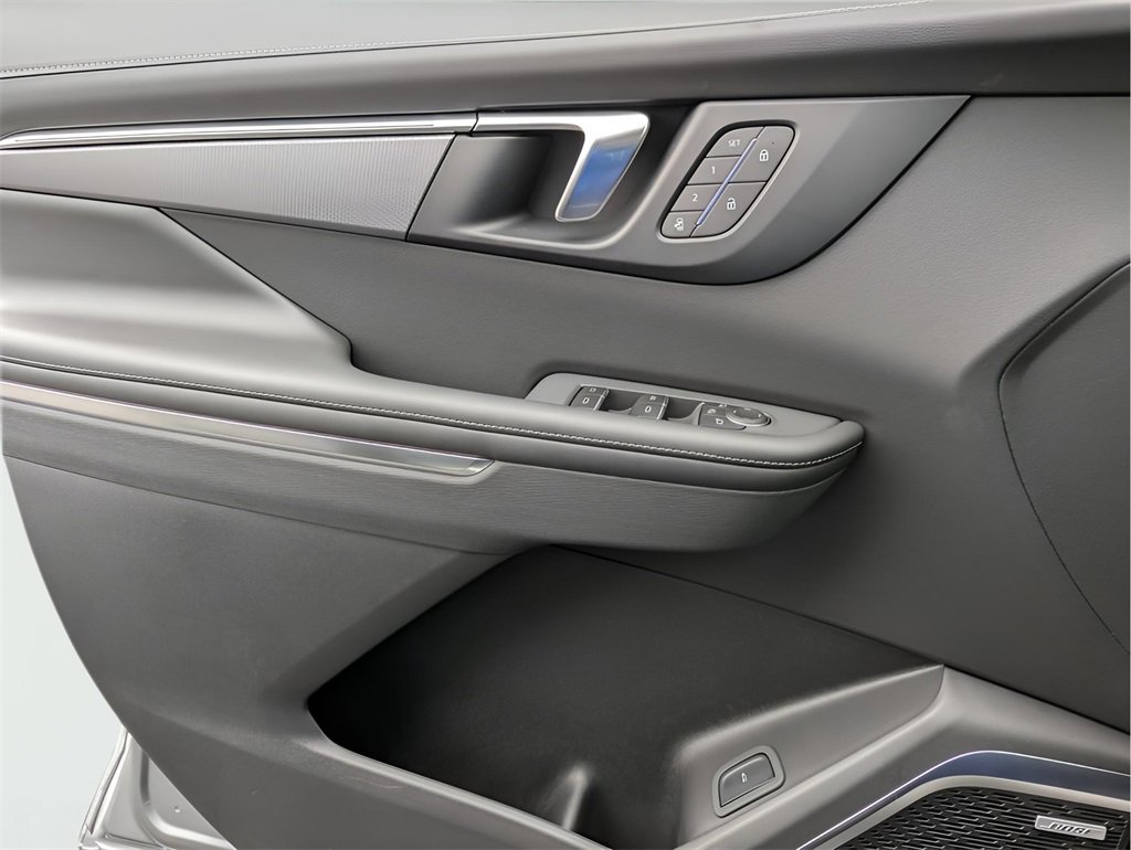 2025 Buick Enclave Sport Touring photo 14