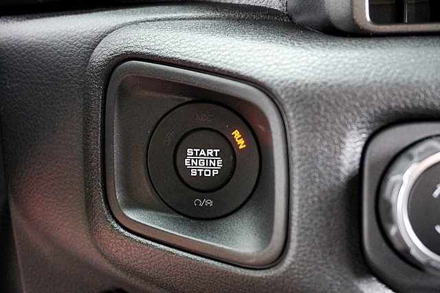 New 2025 Black Clear-Coat Exterior Paint Jeep Rubicon image 36