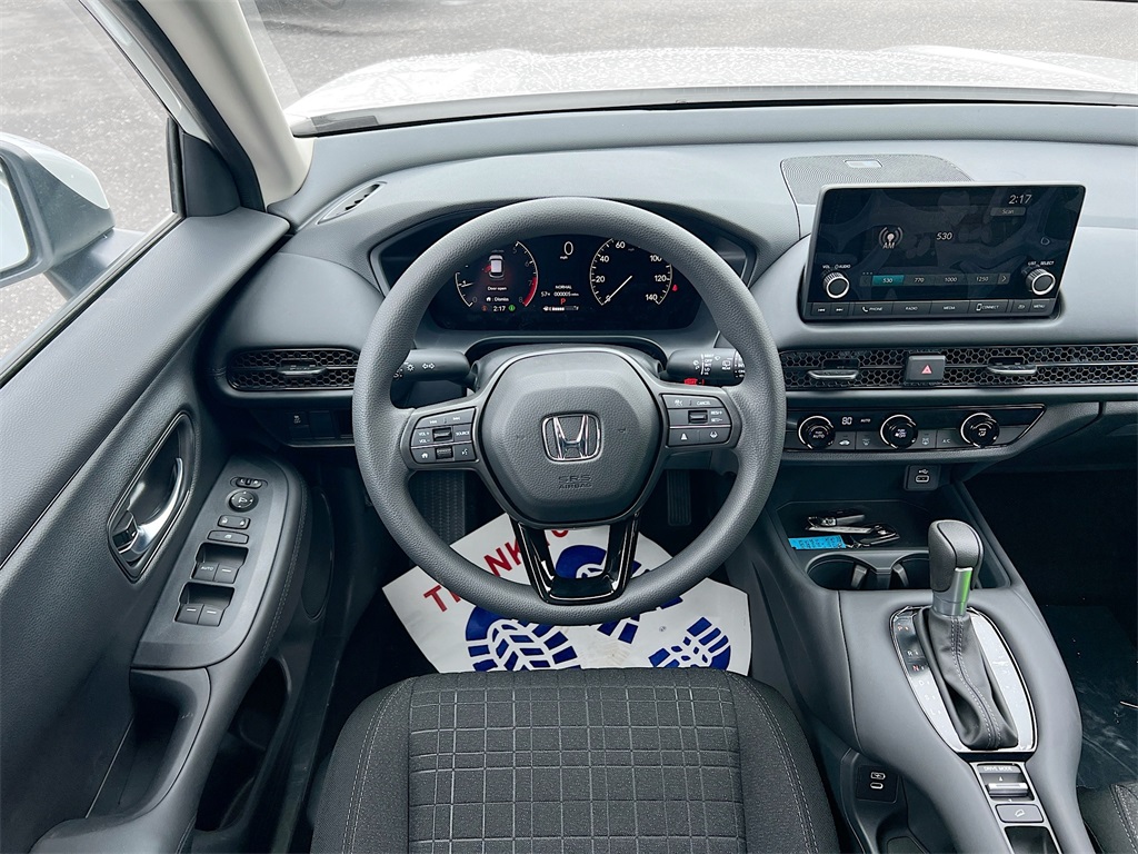 2025 Honda HR-V LX photo 4