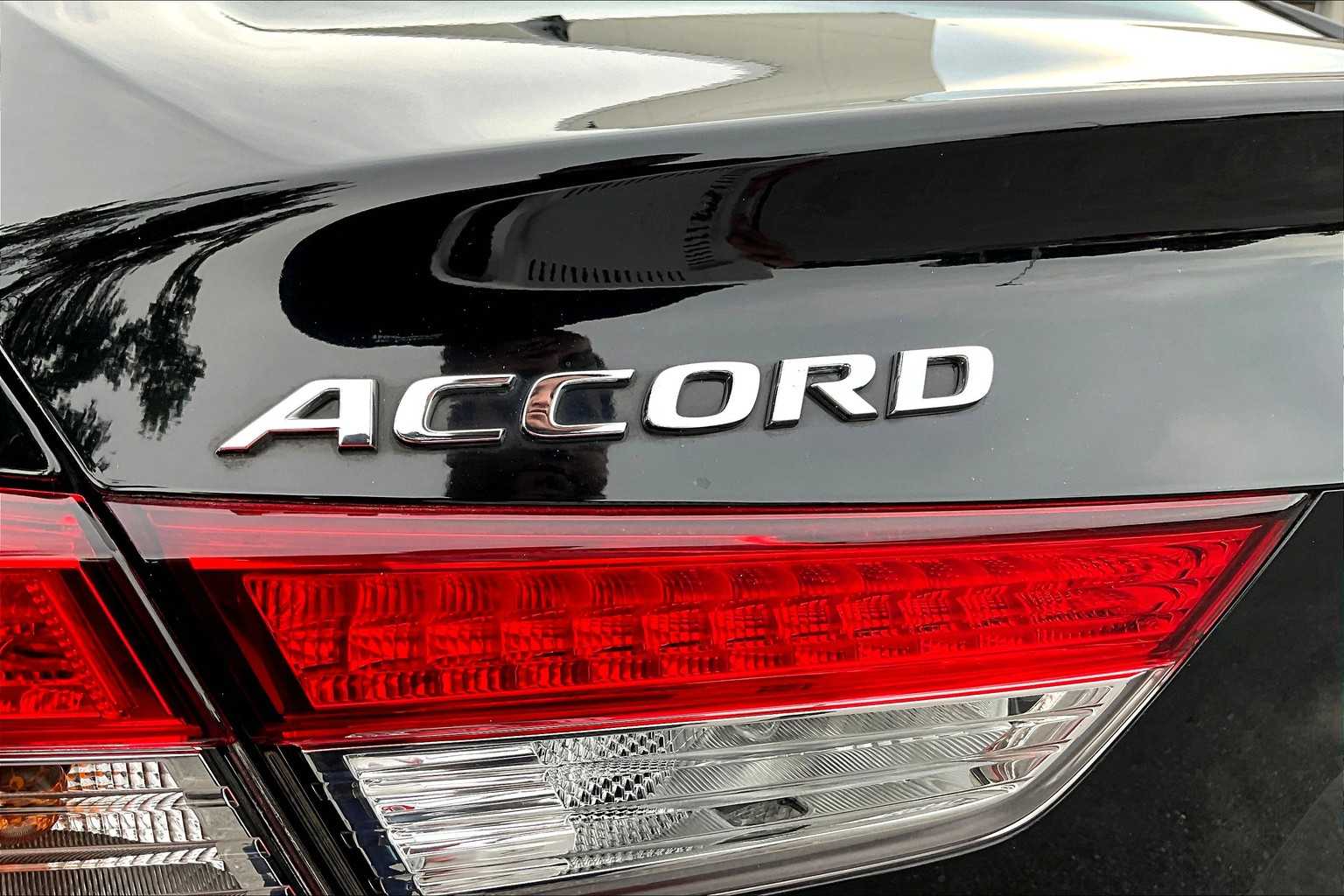 2021 Honda Accord LX photo 30