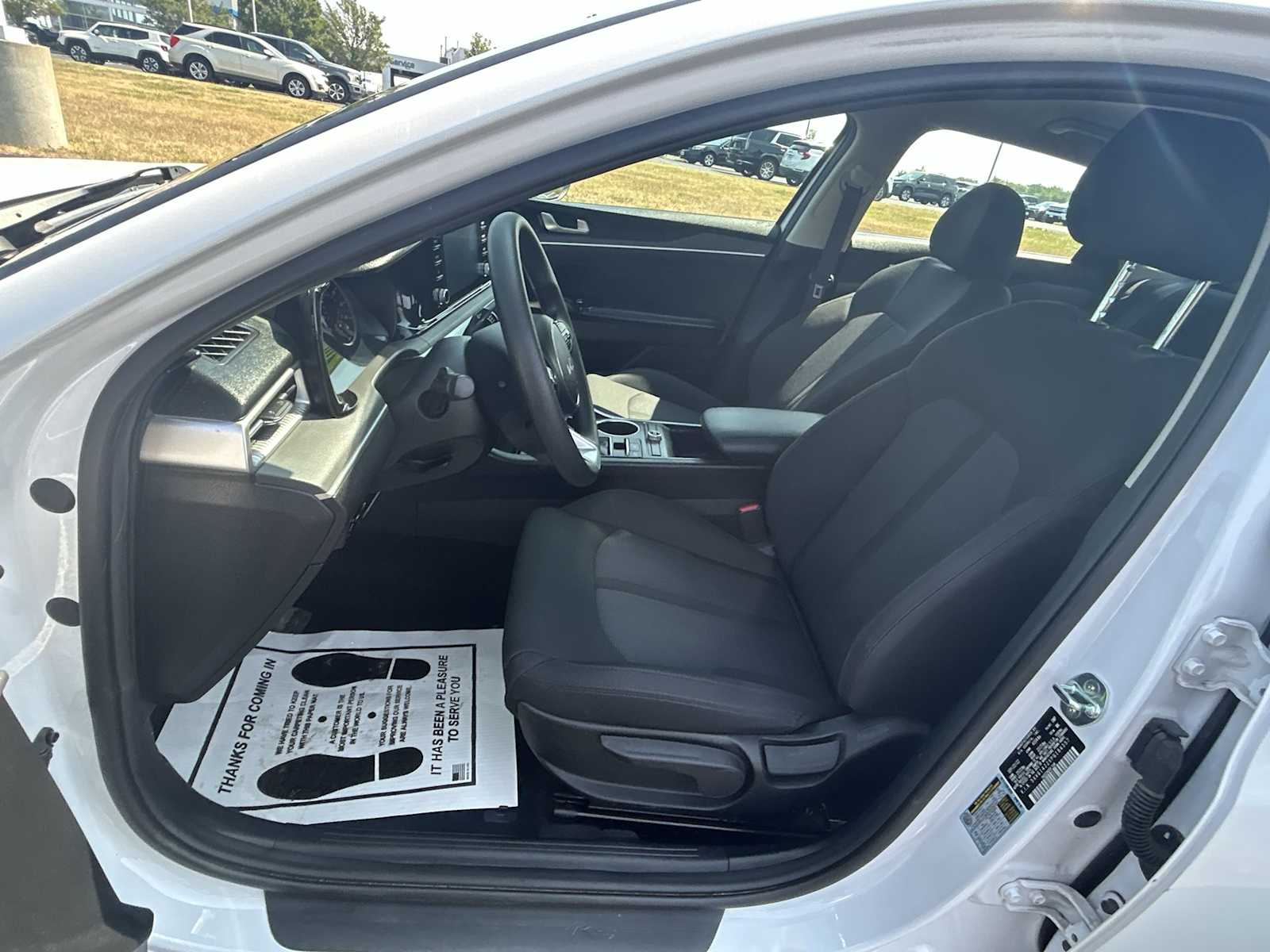 2023 Kia K5 LXS photo 8