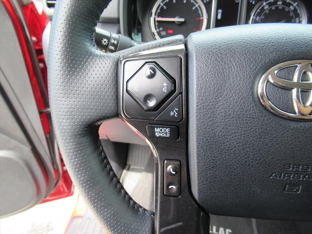 2023 Toyota 4Runner TRD Off-Road Premium photo 18