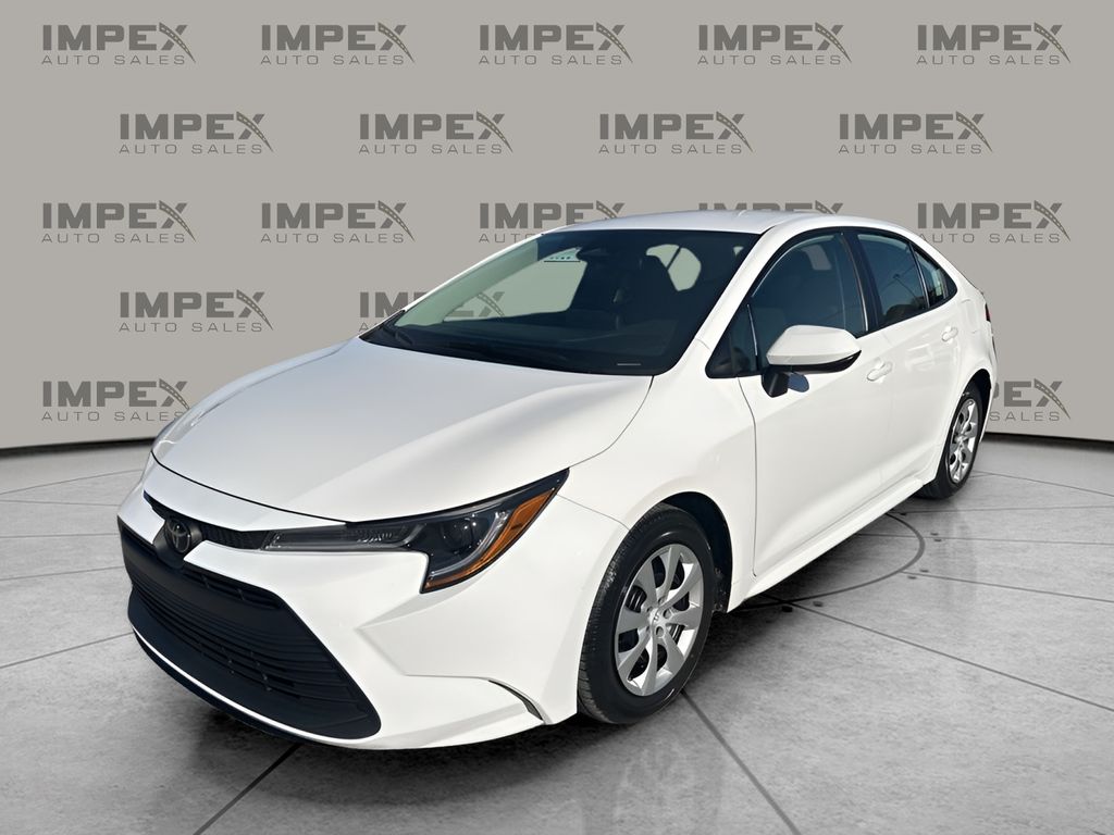 2025 Toyota Corolla LE