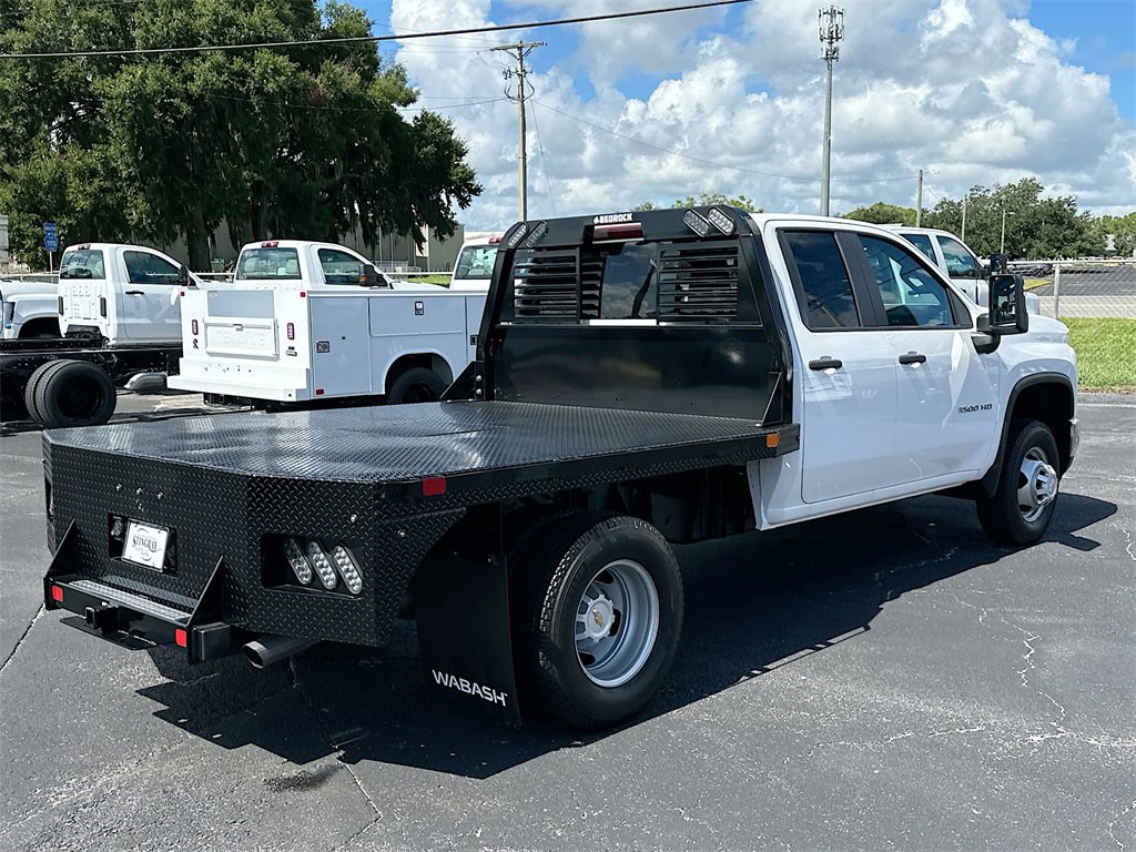 2024 Chevrolet Silverado 3500HD photo 4