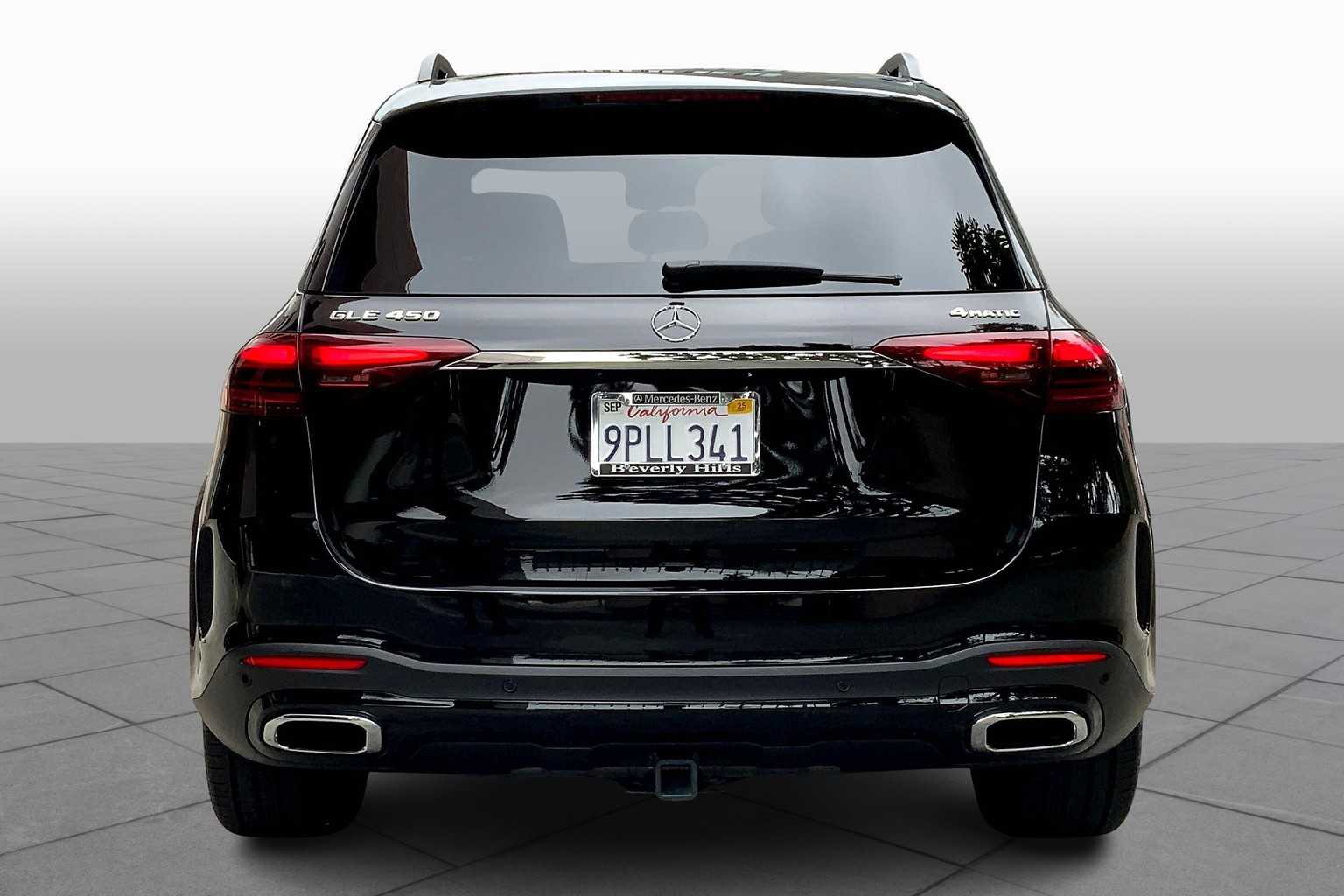 2025 Mercedes Benz GLE 450 4MATIC photo 4