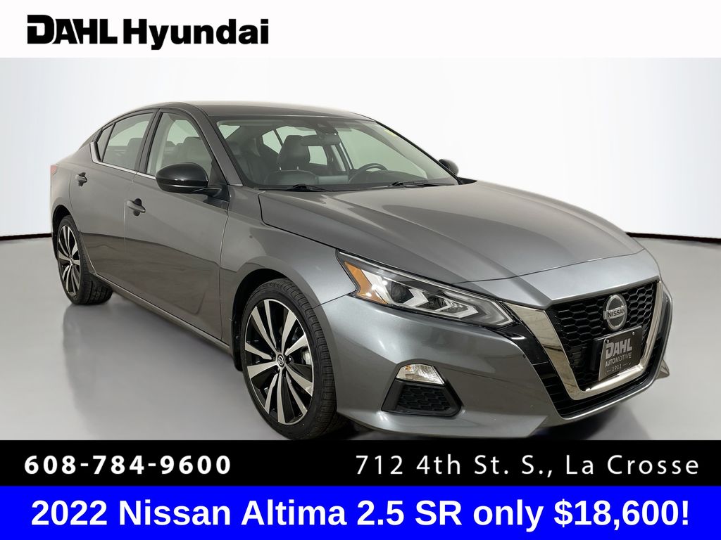 2022 Nissan Altima SR