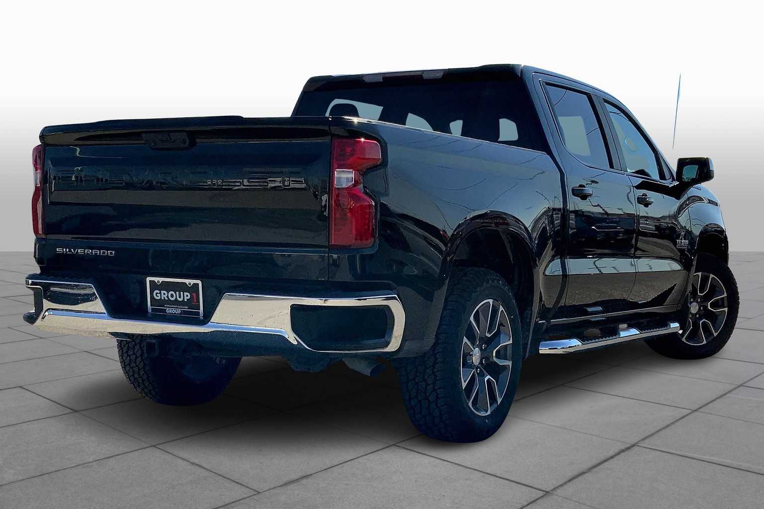 2022 Chevrolet Silverado 1500 LT photo 11