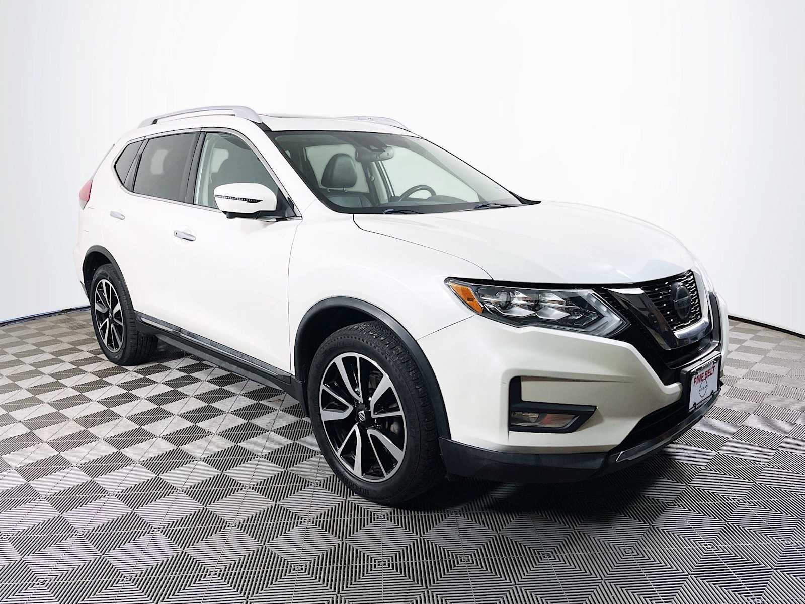 2020 Nissan Rogue SL photo 3