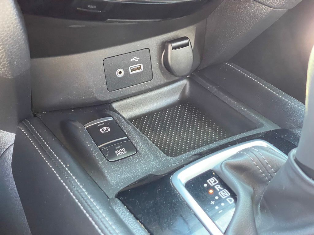 2019 Nissan Rogue SL photo 19