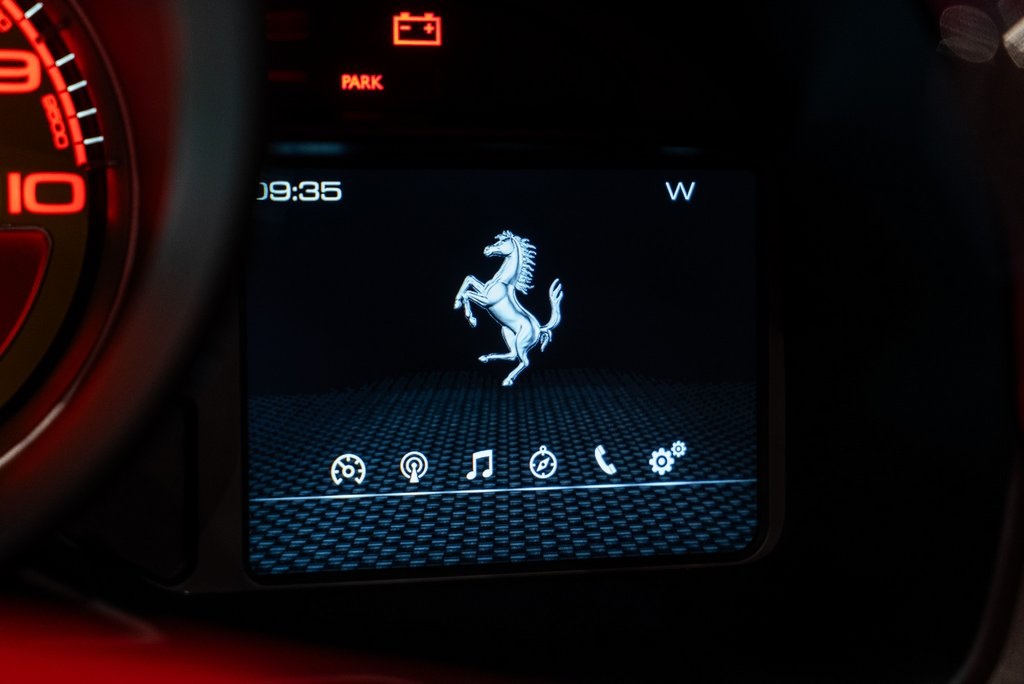 2023 Ferrari F8 Spider Base photo 27