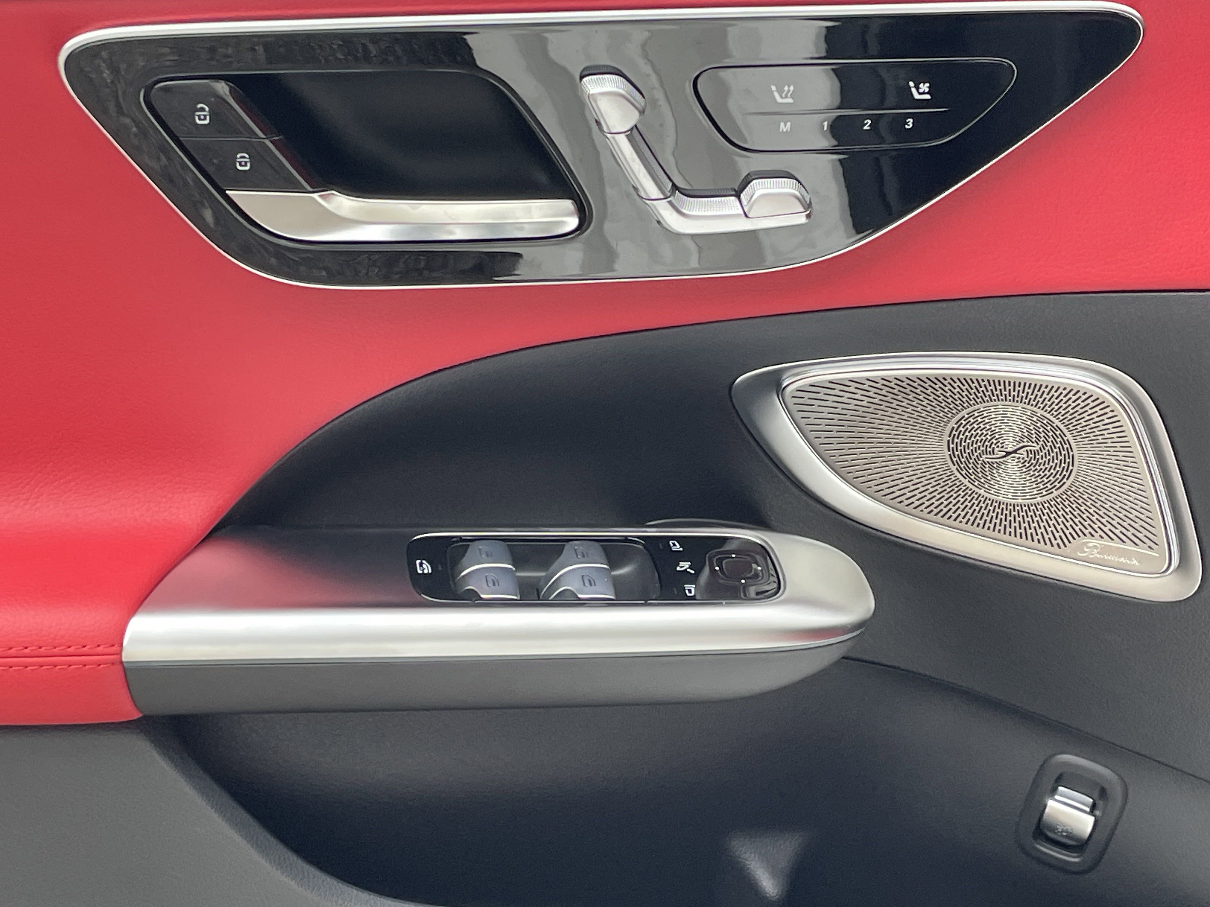 2025 Mercedes Benz C 300 Sedan photo 5
