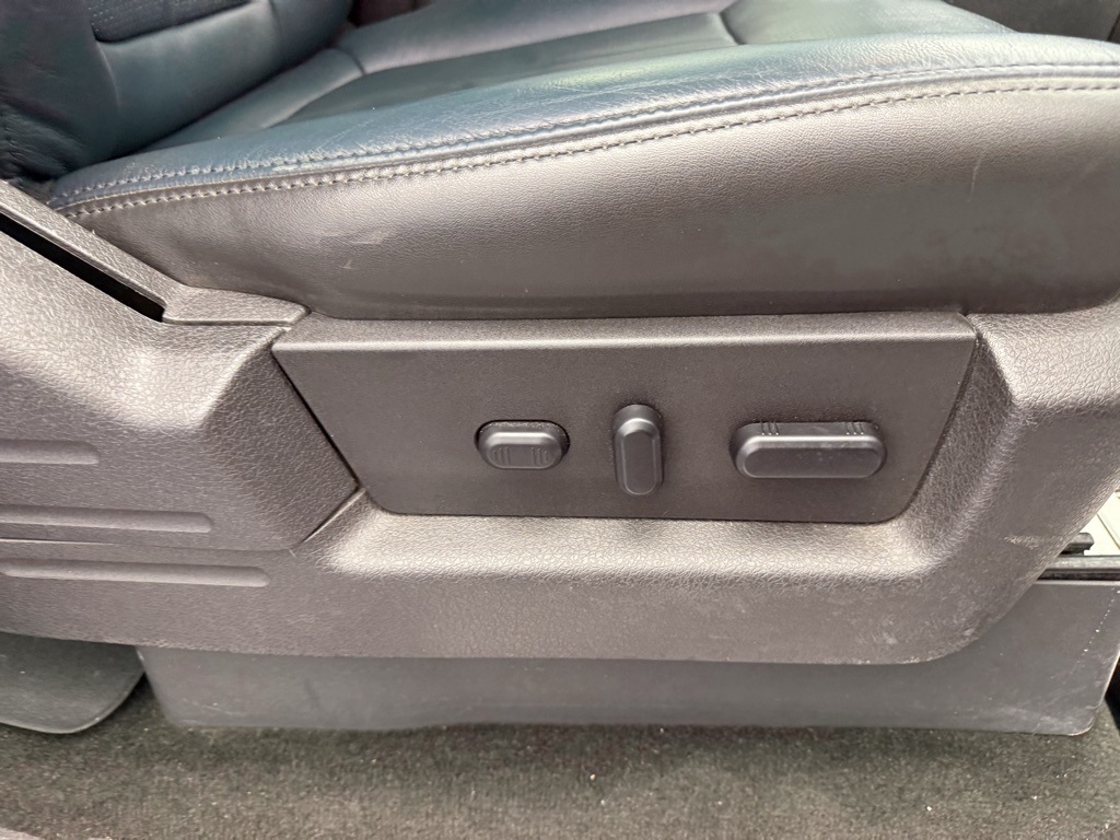 2014 Ford F-150 Limited photo 63