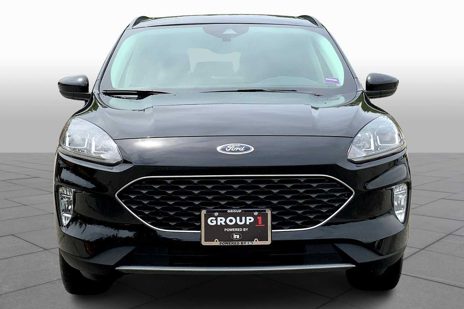 2022 Ford Escape SEL photo 3