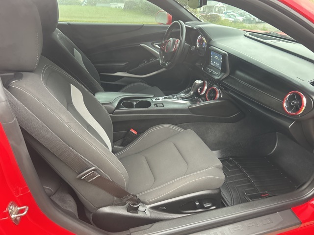 2019 Chevrolet Camaro 1LT photo 16
