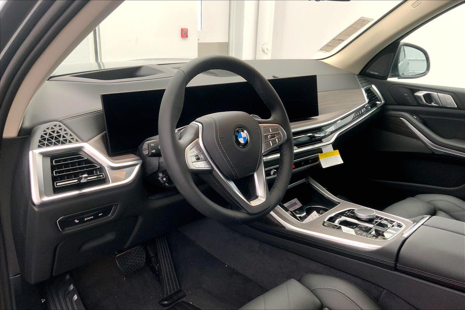 2026 Bmw X7 xDrive40i photo 3