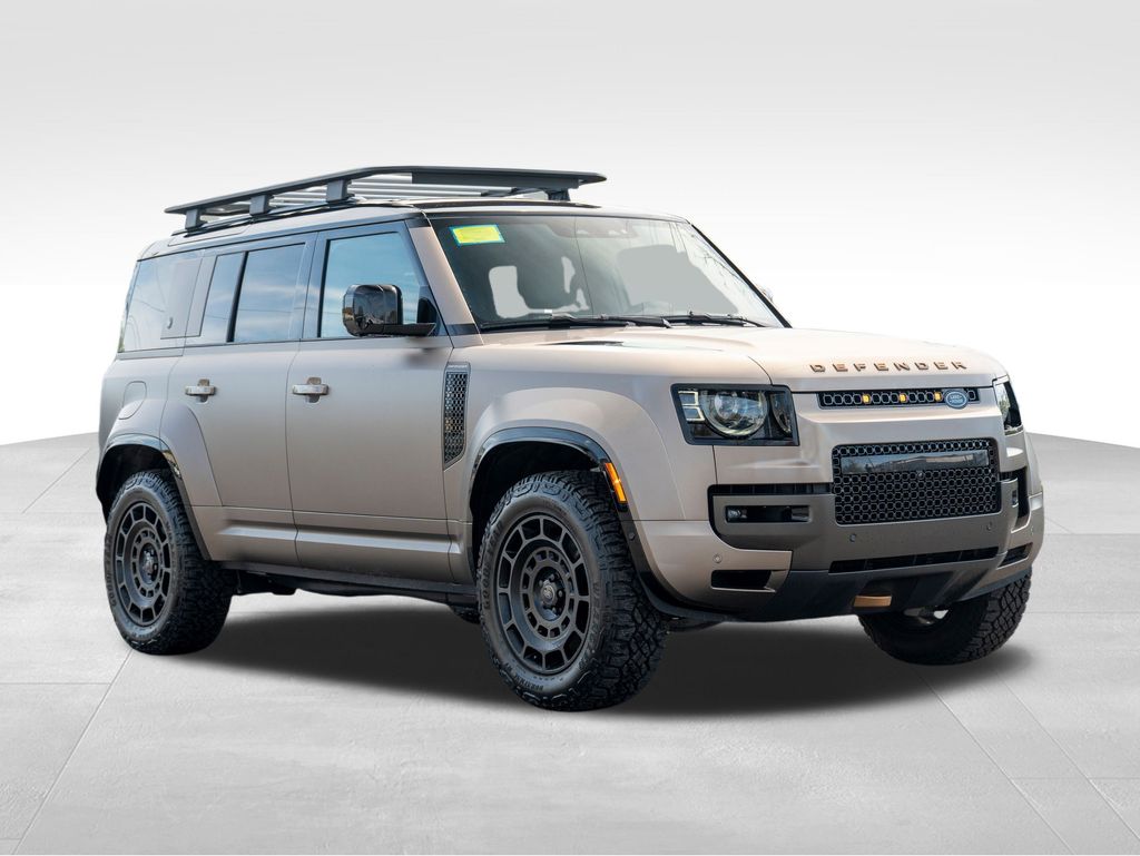 2025 Land Rover Defender 110 V8 photo 3