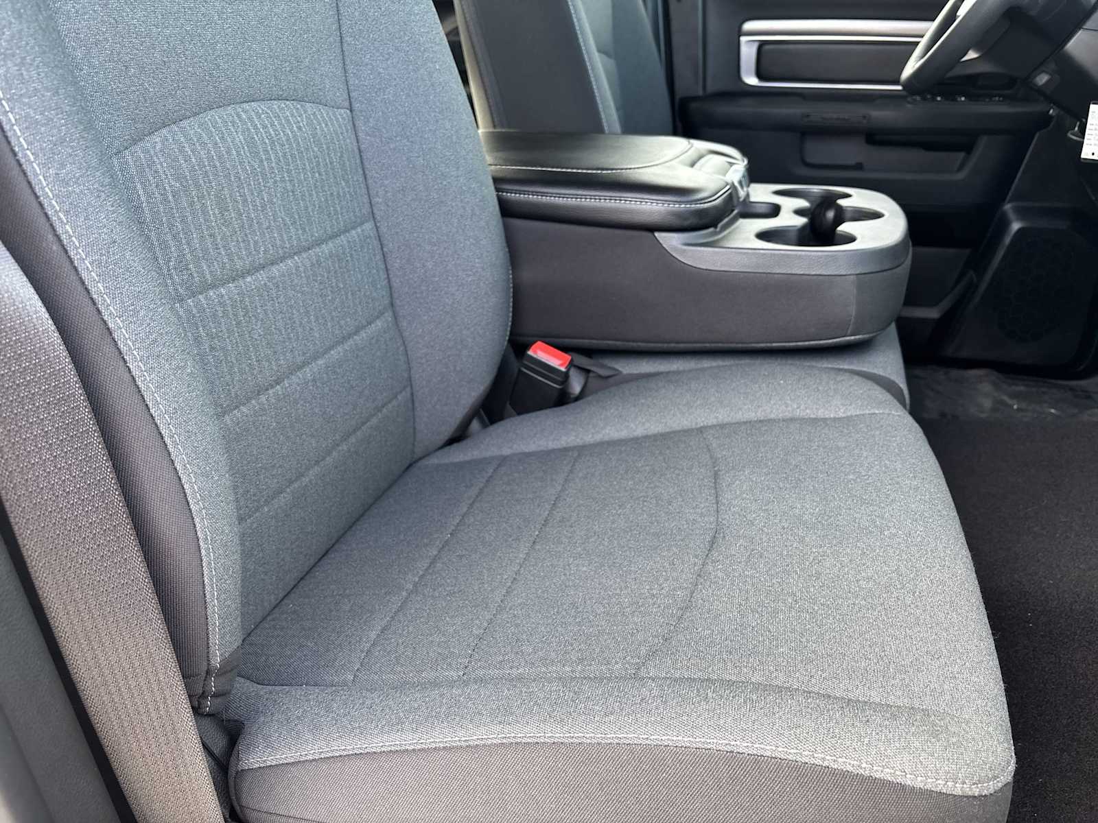 2022 Ram 1500 Classic Warlock photo 15