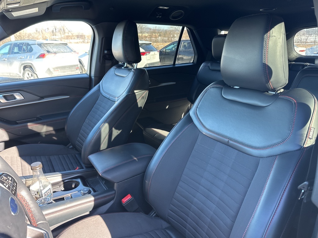 Used 2025 Ford Explorer ST-LINE with VIN 1FMUK8KHXSGB32167 for sale in Winona, Minnesota