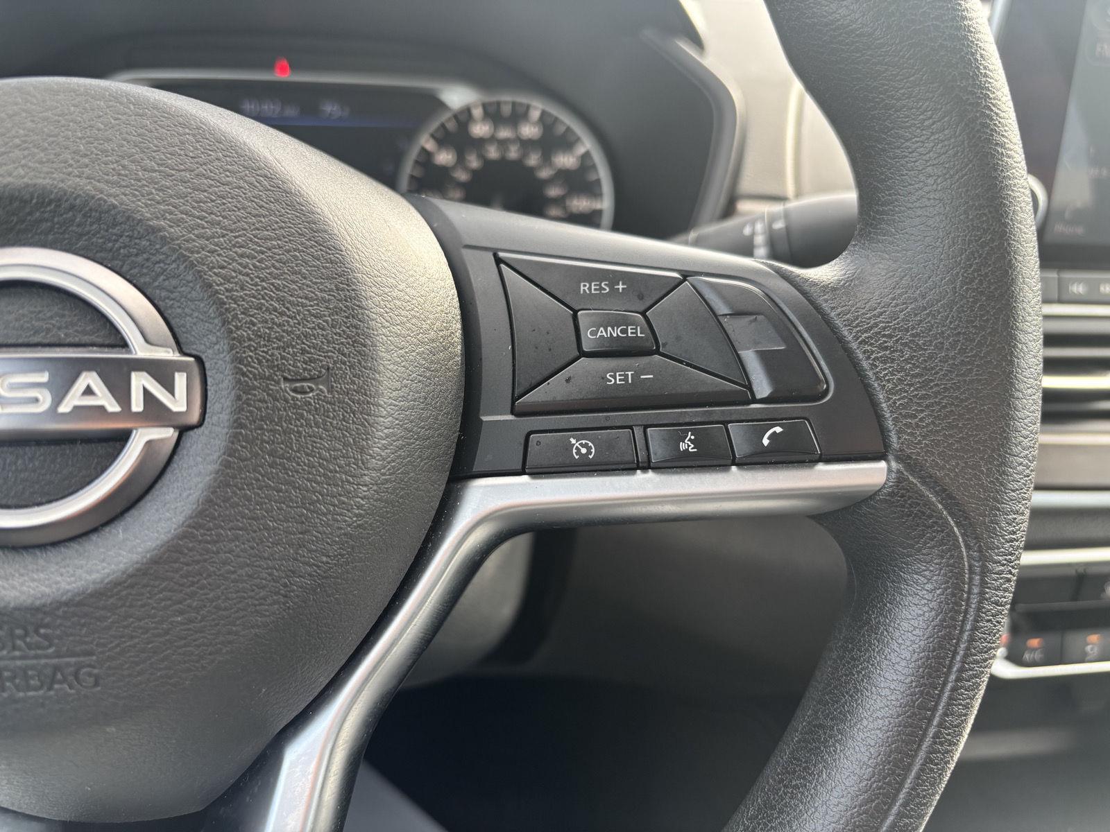 2023 Nissan Altima 2.5 SV photo 22