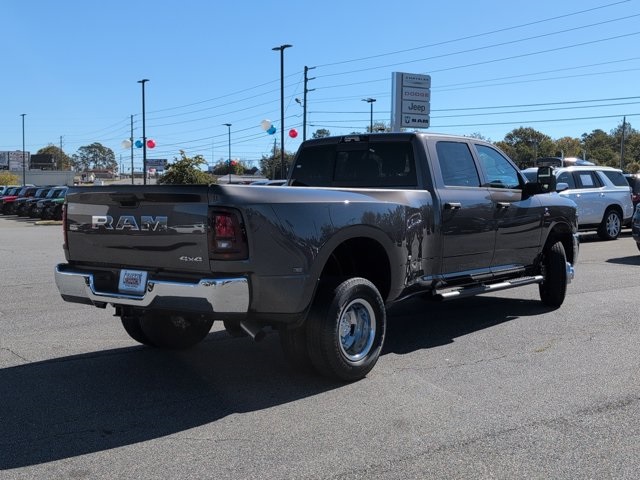 2026 Ram 3500 Tradesman photo 3