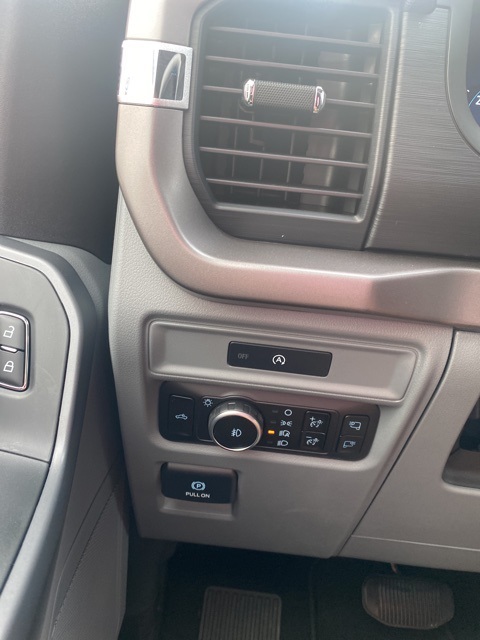 2025 Ford F-150 XLT photo 14