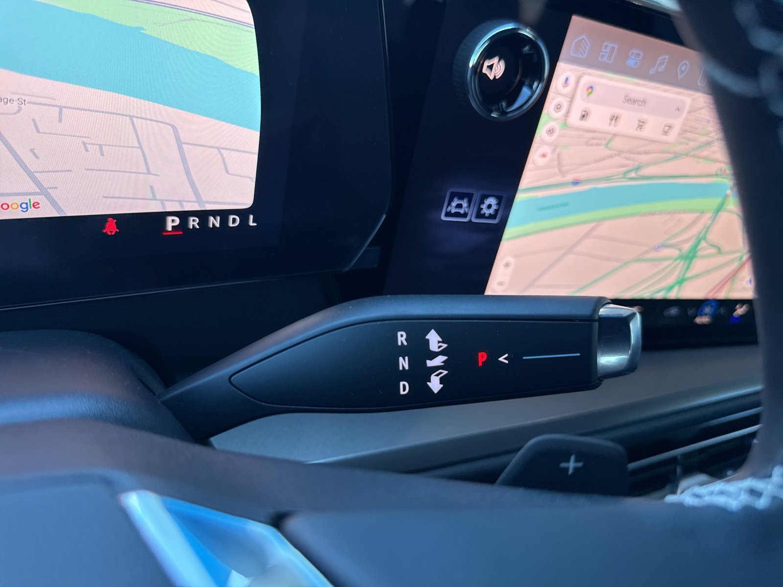 2025 Chevrolet Traverse photo 34