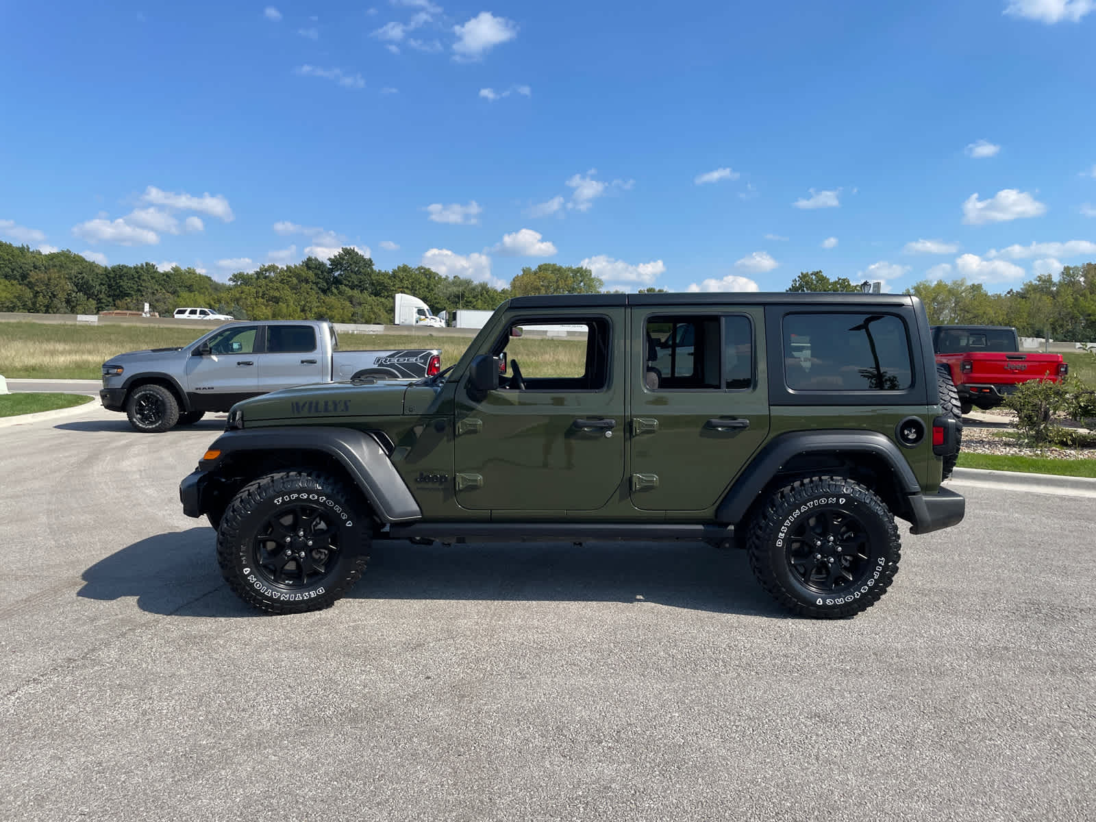 2022 Jeep Wrangler Unlimited Willys photo 4