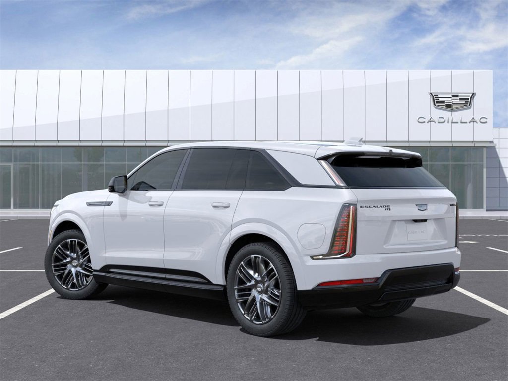 2025 Cadillac Escalade IQ Sport photo 3
