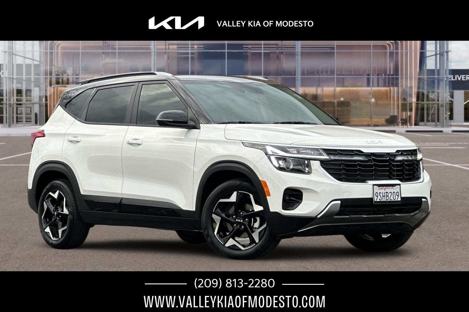 2025 Kia Seltos S's photo