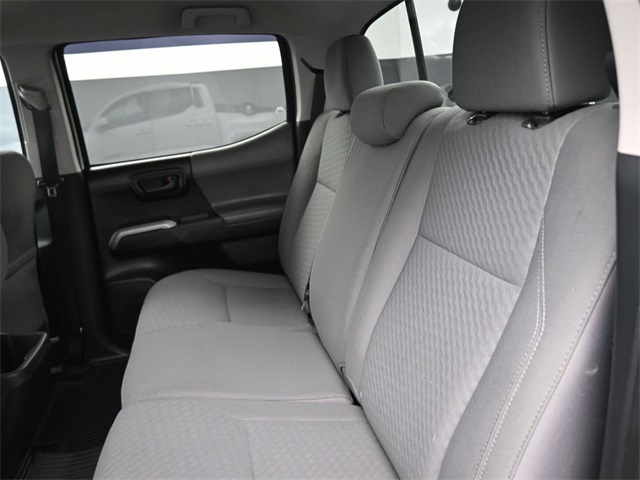2020 Toyota Tacoma SR5 photo 8