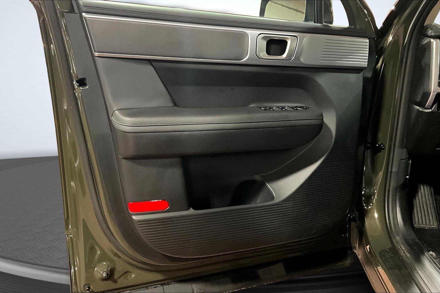 2025 Hyundai Santa Fe SEL photo 22