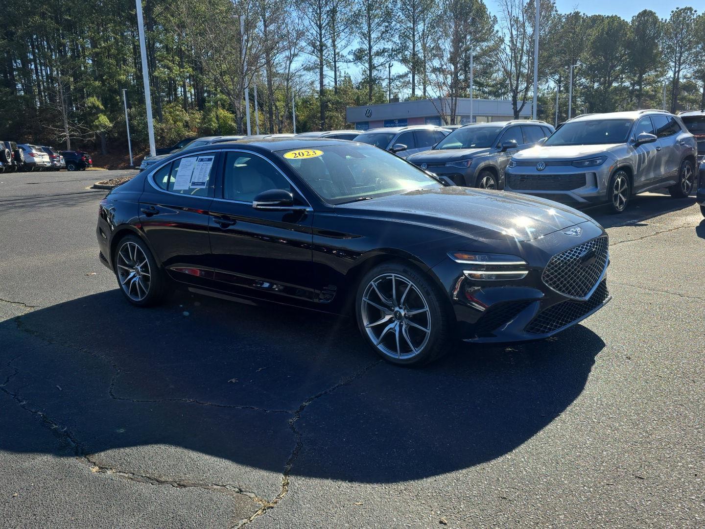 2023 GENESIS G70 Standard's photo