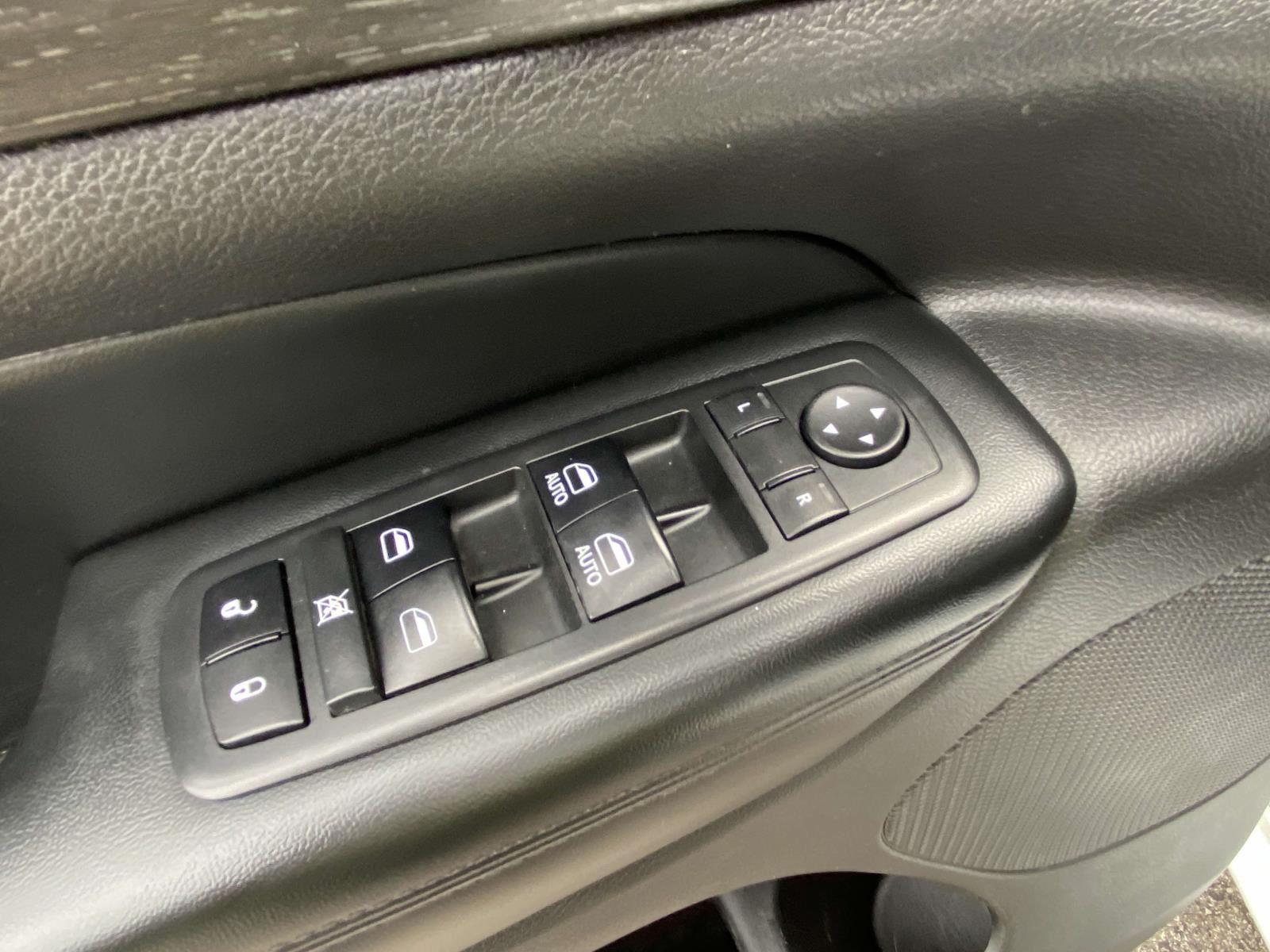 2018 Jeep Grand Cherokee Altitude photo 6