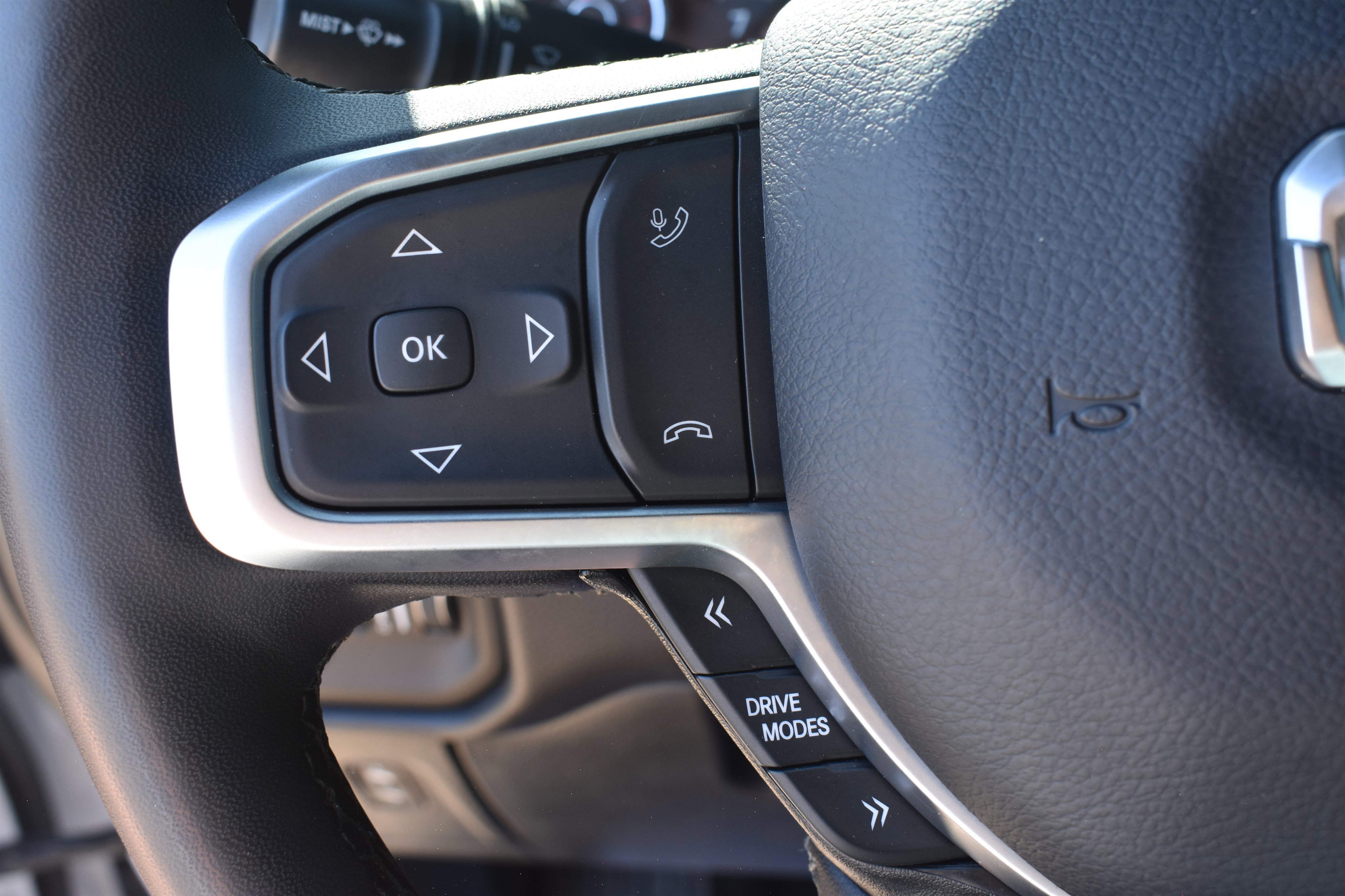 2025 Ram 1500 Big Horn photo 13