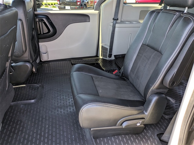 2019 Dodge Grand Caravan SXT photo 26