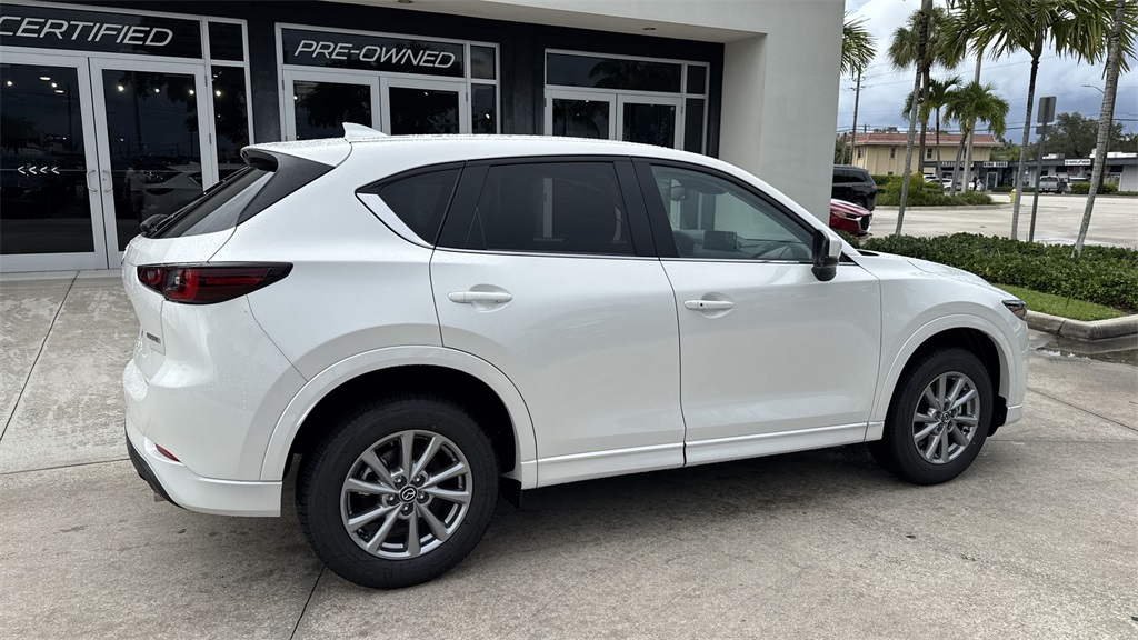 2025 Mazda CX-5 2.5 S Preferred photo 4