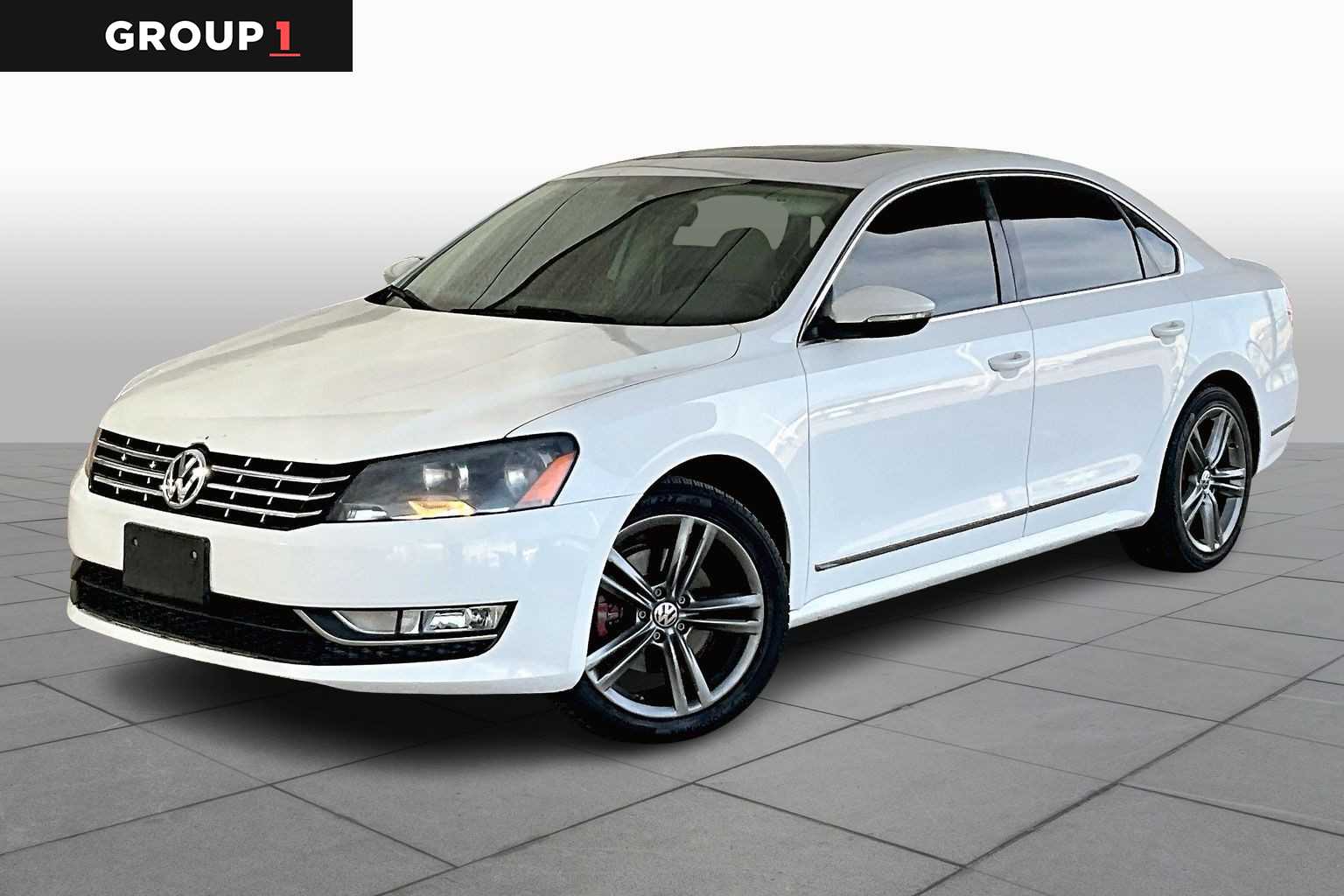 2012 Volkswagen Passat SEL