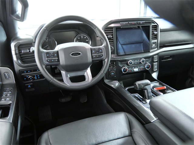 2023 Ford F-150 XLT photo 4
