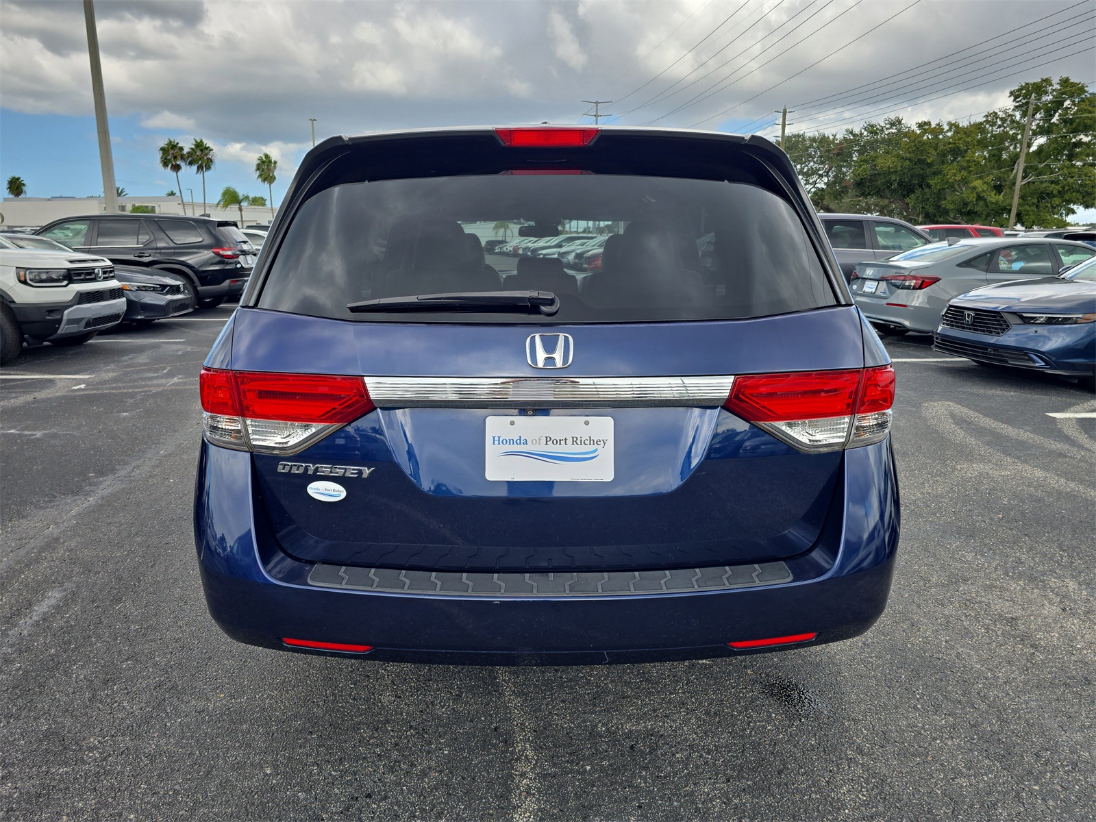 2015 Honda Odyssey EX-L photo 3