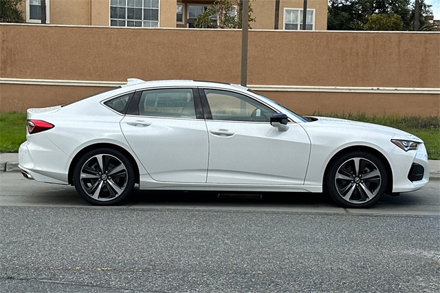 2025 Acura TLX Technology photo 4
