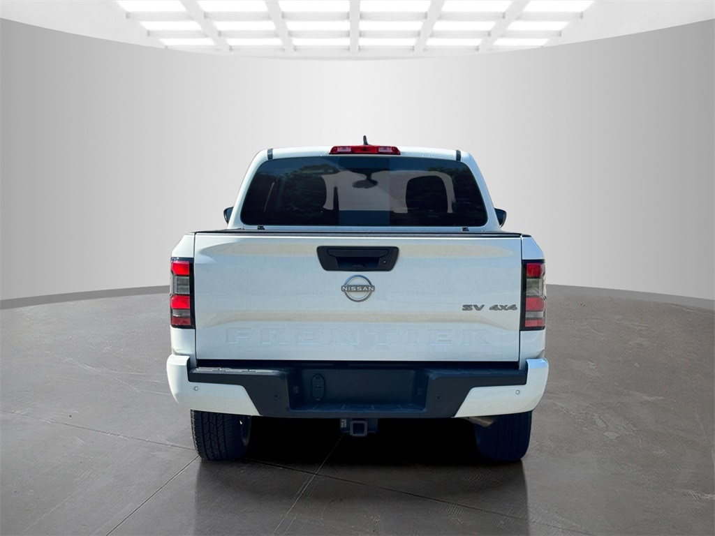 2024 Nissan Frontier SV photo 5