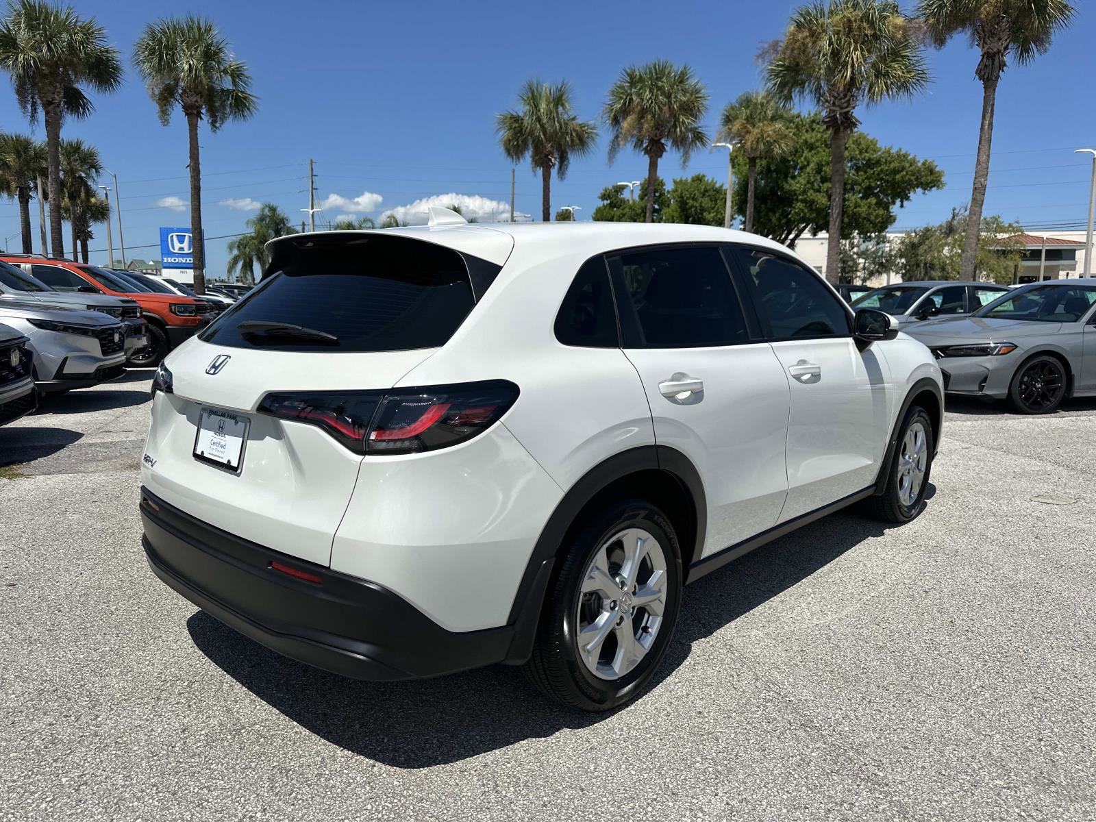 2023 Honda HR-V LX photo 3