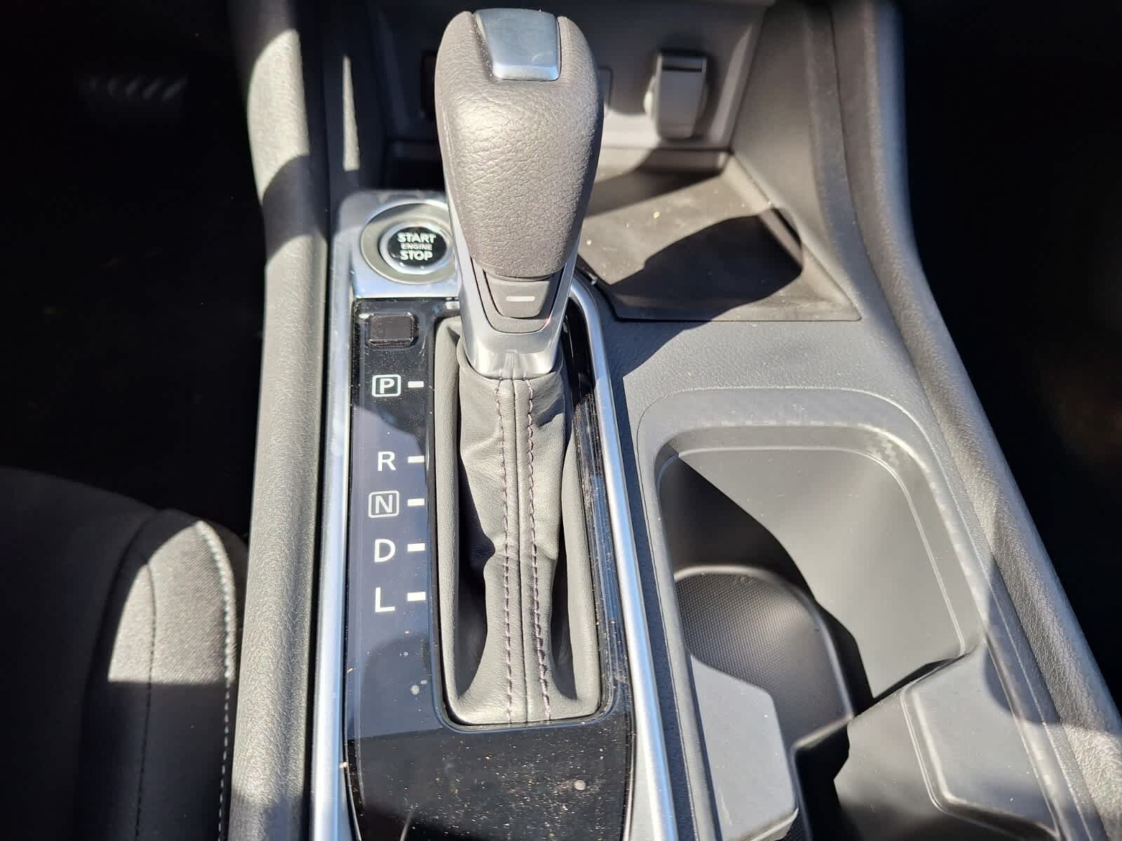 2025 Nissan Sentra SV photo 16