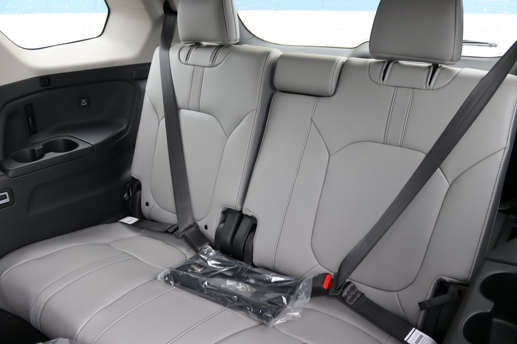 2025 Honda Pilot EX-L photo 13