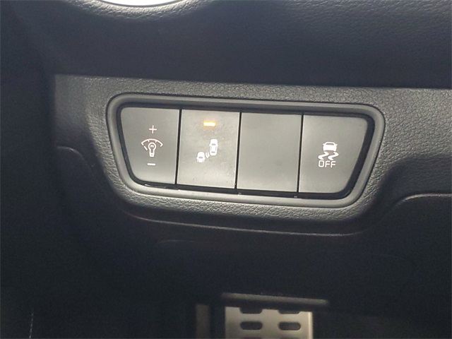 2023 Kia Forte GT-Line photo 10