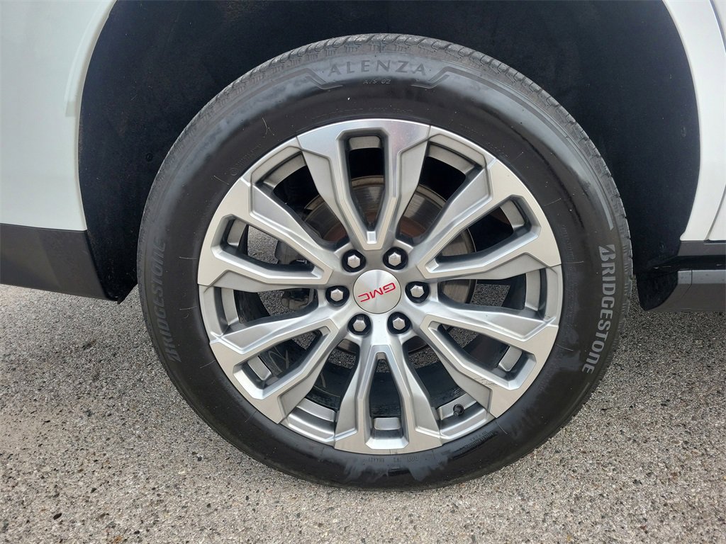 2021 Gmc Yukon Denali photo 3