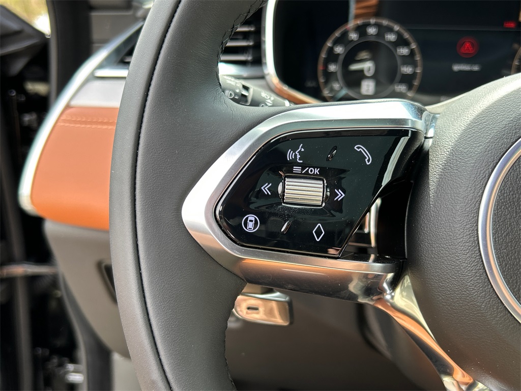 2026 Jaguar F-PACE P250 R-Dynamic S photo 13